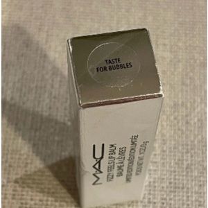 MAC FIZZY FEELS LIP BALM
Shade: Taste for bubbles
Limited edition